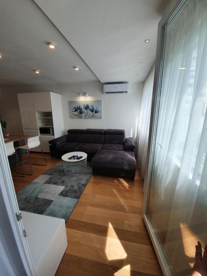 Apartman Leona 4*, Kantrida Rijeka Exteriör bild