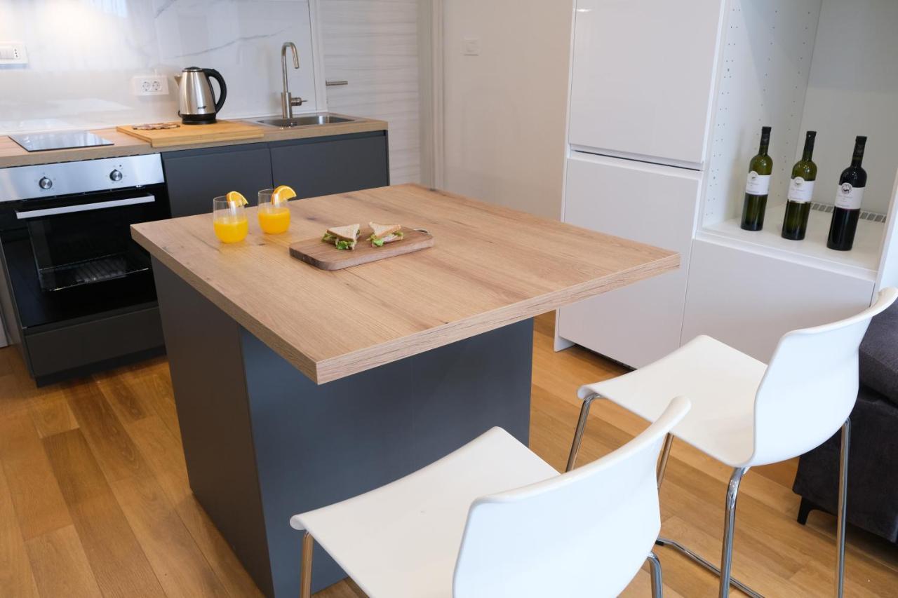 Apartman Leona 4*, Kantrida Rijeka Exteriör bild