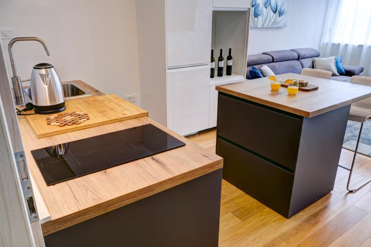 Apartman Leona 4*, Kantrida Rijeka Exteriör bild